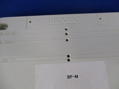 積算電力計取付板(ビス無)(キズ・汚れ有) BF-M