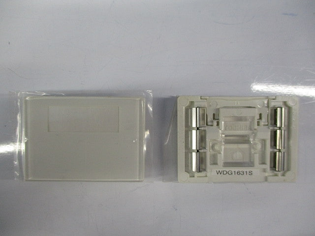 スイッチカバー(66個入)(ニューホワイト)キズ・汚れ有 WDG1631S