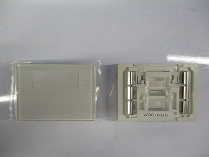 スイッチカバー(66個入)(ニューホワイト)キズ・汚れ有 WDG1631S