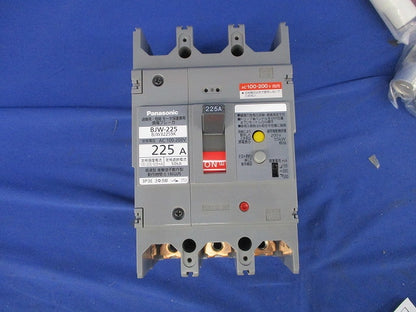漏電ブレーカ 3P3E225A(ジャンク品) BJW-225 BJW32259K