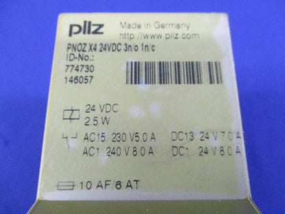 安全リレー 24VDC PNOZX4