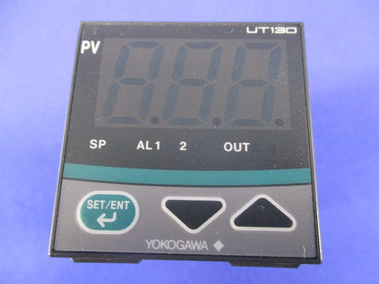 温度調節計 UT130-RN