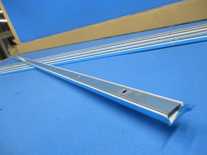 メタルモールA型本体1.8m(5個入)(ホワイト) DZA100KW