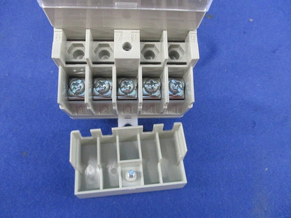 電子式タイムスイッチ TYE4-1D