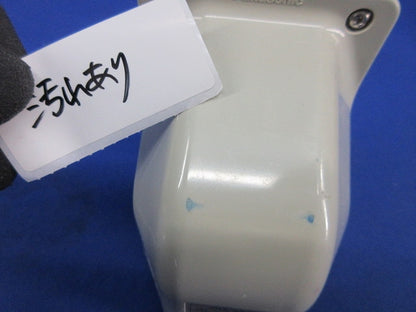 接地2P20A引掛防雨コンセント(汚れ有) WK6520