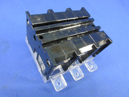 ブレーカー用端子台600V150A TBZ-150