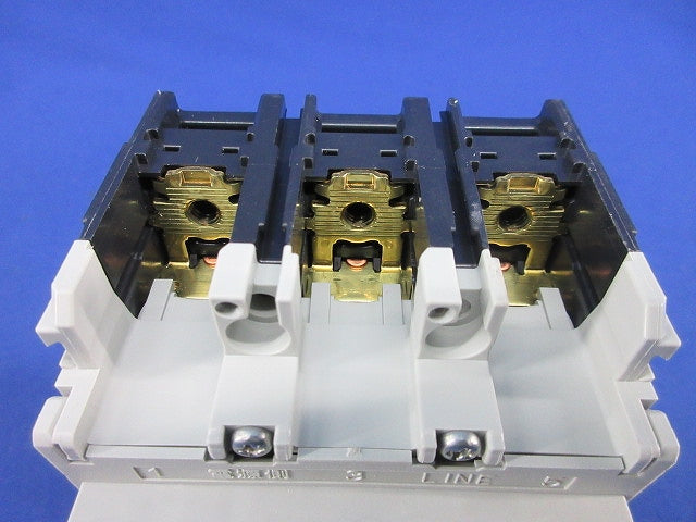 サーキットブレーカ3P10A EW32EAG-3P010