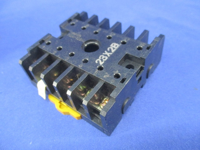 ソケット(２個入)キズ・汚れ有 P2A-12BA
