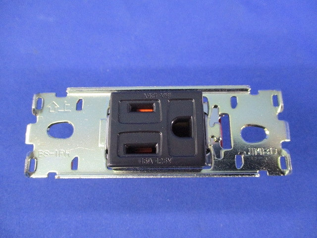 NKシリーズ家具・機器用接地コンセントセット1口(撮影のため開封) KAG-1511