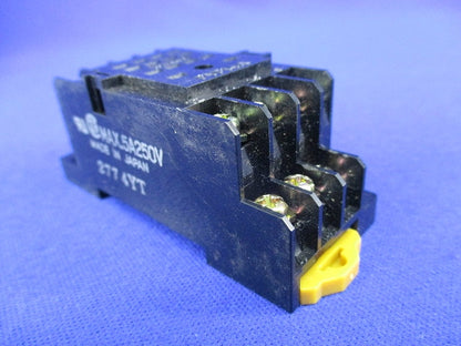共用ソケット(8個入) PYF14A