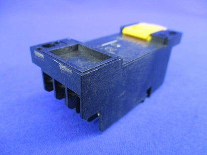 共用ソケット(8個入) PYF14A