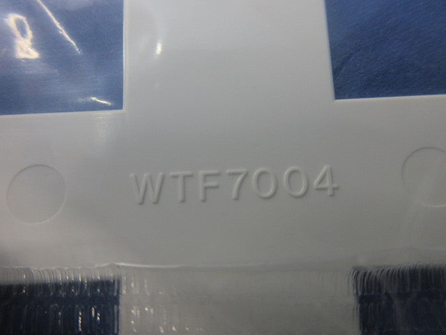 コンセントプレート4コ用(10枚入)(ホワイト)(新品未開封) WTF7004