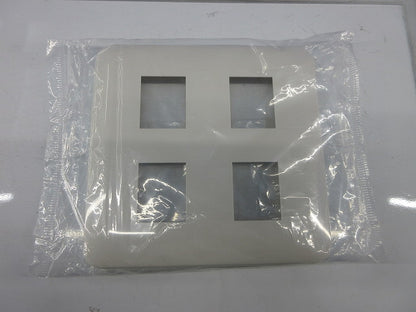 コンセントプレート4コ用(10枚入)(ホワイト)(新品未開封) WTF7004