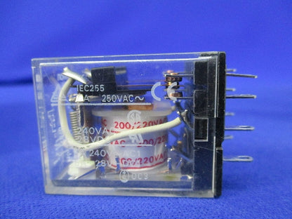 ミニパワーリレー200/220VAC(3個入) MY2N