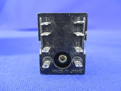 ミニパワーリレー200/220VAC(3個入) MY2N