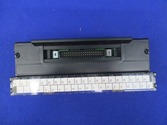 中継コネクタ端子台 PS7D-40V6