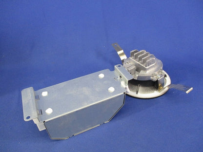 LED高気密SBダウンライトφ100(キズ・汚れ有) AD7317B99