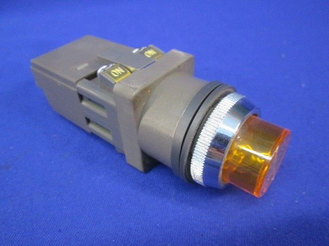φ30照光押ボタンスイッチ(橙) 型番不明