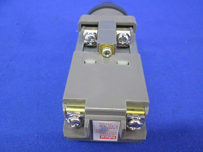 φ30照光押ボタンスイッチ(橙) 型番不明