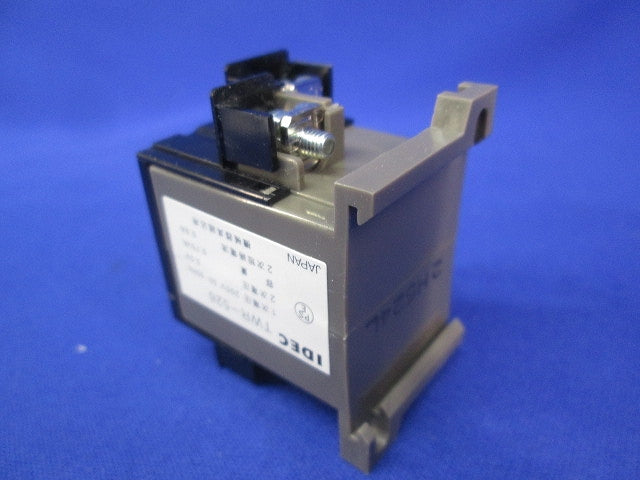 別置形トランス TWR-526