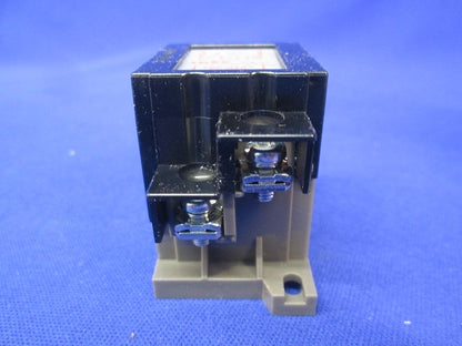 別置形トランス TWR-526