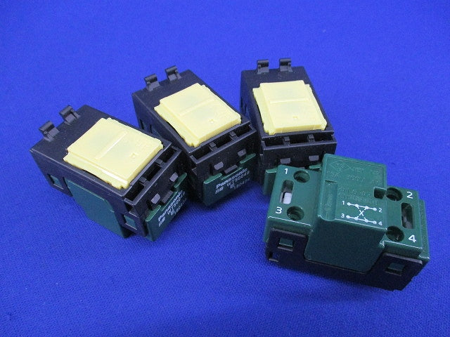 埋込スイッチE(4路)(4個入) WT50049