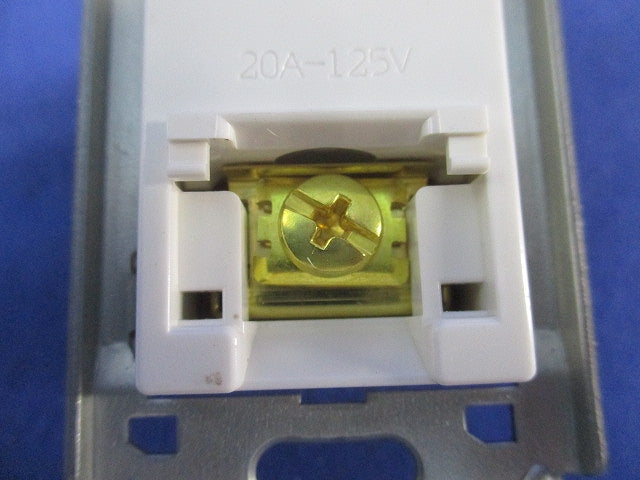 埋込アースターミナル付コンセント(8個入)(ピュアホワイト)(キズ・汚れ有) JEC-BN-LIGE