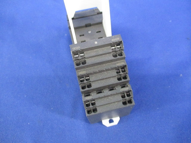 プッシュインPlus端子台ソケット(3個入) PYF-08-PU