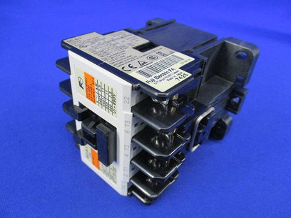 電磁接触器100V SC-5-1