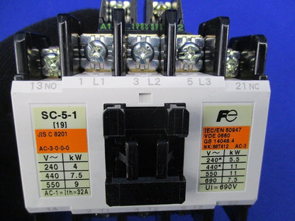 電磁接触器100V SC-5-1