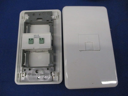 埋込モジュラージャック(取付枠・プレート付)(5組入)(ピュアホワイト) WUJ2他