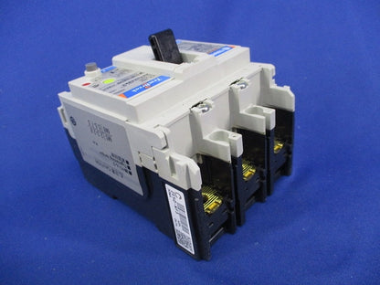 漏電遮断器3P40A ZE50-NF