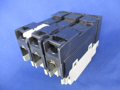 漏電遮断器3P40A ZE50-NF
