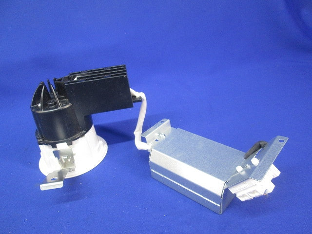 LEDダウンライトφ75(電球色)(キズ・汚れ有) LGB77232LB1