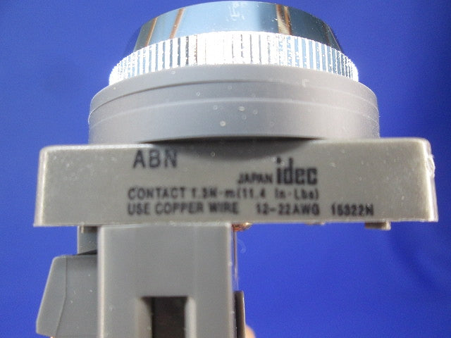 φ30押ボタンスイッチ平形(2個入) ABN101