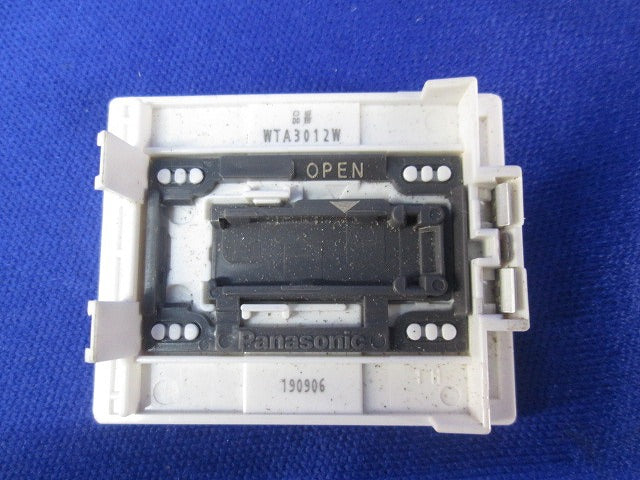 埋込スイッチ用ハンドルセット(混在18個入)(ホワイト)(キズ・汚れ有) WTA3032W他