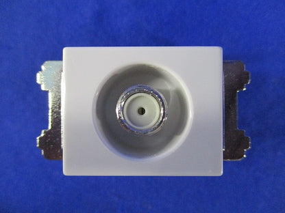 埋込高シールドテレビコンセント 端末用(電流通過形)(セラミックホワイト) WCS4812W