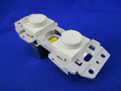 ＨＦ〜CF直列ユニット TV端子ダミースイッチ内蔵型(3個入)(キズ・汚れ有) SHRU-77(J)