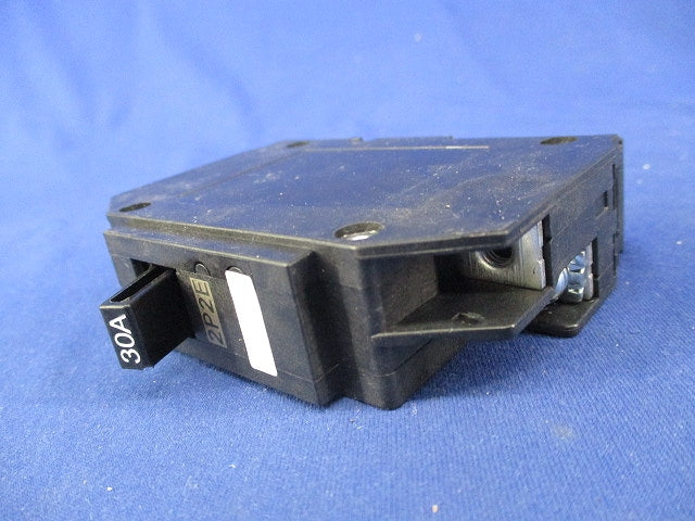 サーキットブレーカ2P2E30A(ビス3個不足) NX52A