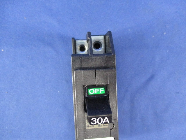 サーキットブレーカ2P2E30A(ビス3個不足) NX52A