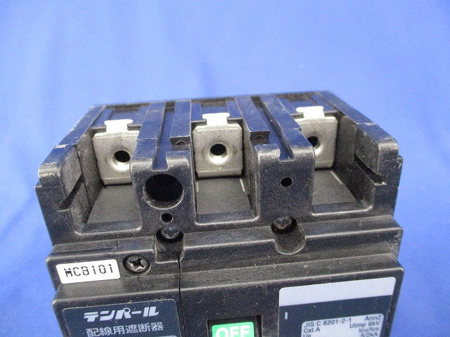 配線用遮断器3P3E30A(ビス3個不足)(キズ・汚れ有) B-53KC