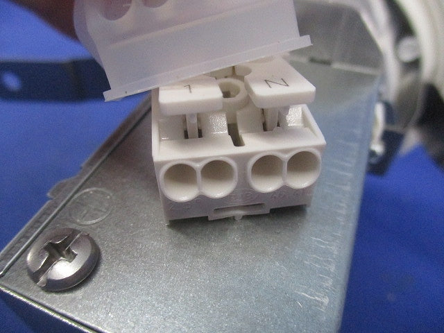 LEDダウンライトφ75(電球色) AD7002W27