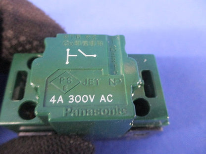 コスモシリーズワイド21 埋込パイロットスイッチB 片切 AC4A WT5241