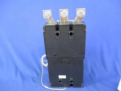 ノーヒューズブレーカ 3P3E300A(未使用・取り外し品)(テプラ痕有) NEB403-300TA