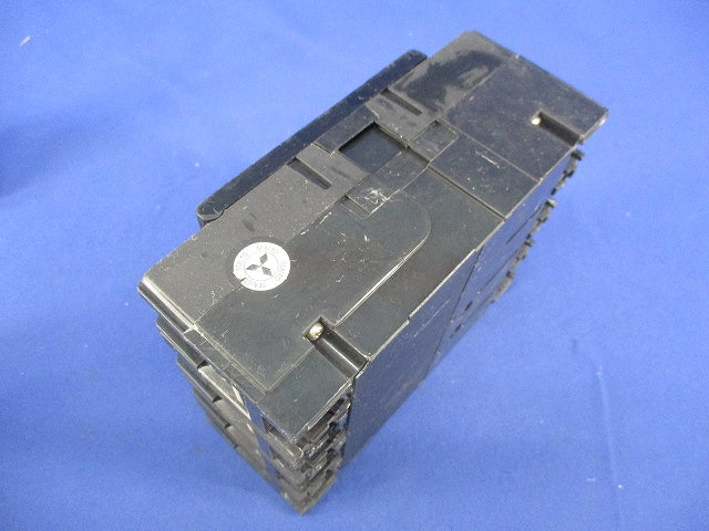 ノーヒューズブレーカー4P100A(キズ・汚れ有)(ジャンク品) NF100-SP