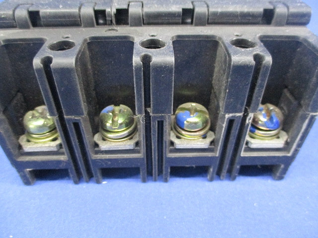ノーヒューズブレーカー4P100A(キズ・汚れ有)(ジャンク品) NF100-SP