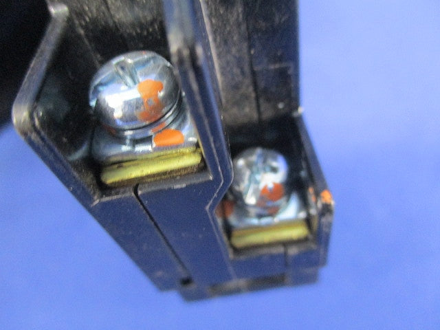 分電盤用コンパクトツイン オートブレーカ2P2E20A(キズ・汚れ有) F52C