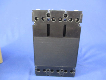 漏電ブレーカ3P2E200A(単3中性線欠相保護付)(ホワイト) ZR223-200TLA-KA 白