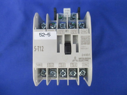 電磁接触器200V(キズ・汚れ・テプラ痕有) S-T12