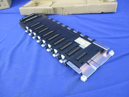 CS1用増設ベースユニット 8スロット CS1W-BI083